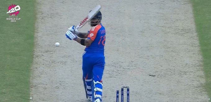 T20 World Cup: Virat Kohli के सस्ते में आउट होने पर Ravi Shastri ने उठाए सवाल 1 Image 309