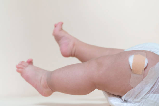 Vaccines For Newborns: नवजात शिशुओं के लिए 3 जरूरी टीके कौन से हैं, इसे लगाना क्यों है जरूरी 1 Istockphoto 1146456324 612X612 1