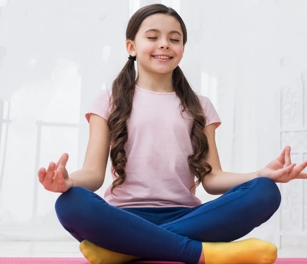 International Yoga Day 2024: योग को अपनाकर बच्चे भी रह सकते हैं तंदुरुस्त और बीमारियों से दूर 2 Sukhasana