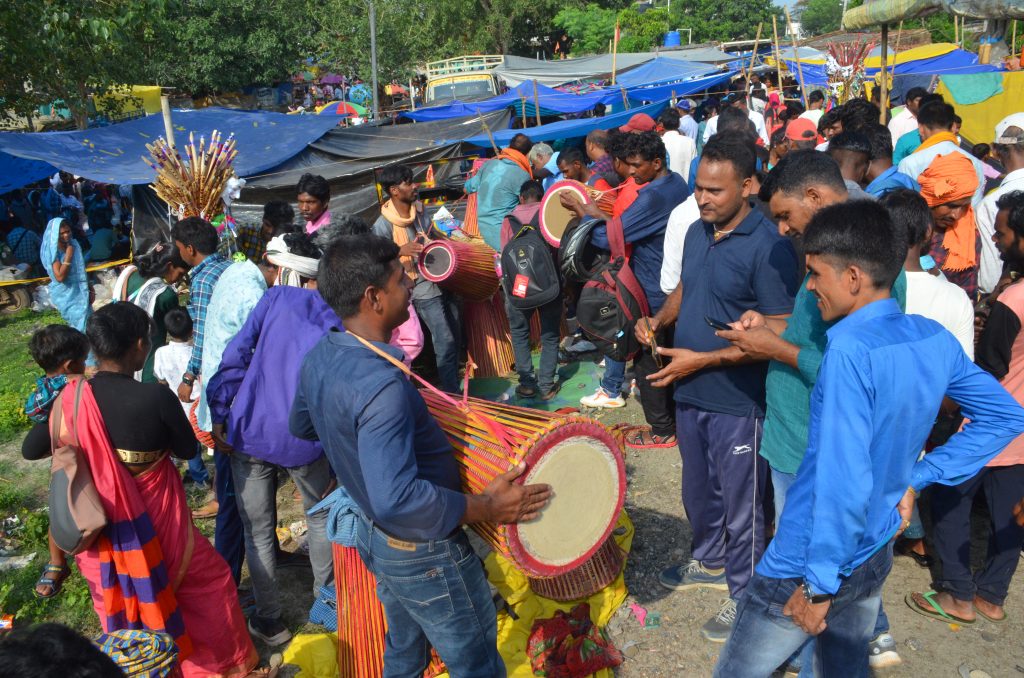 Ranchi: चले आईए धुर्वा, गुलजार हुआ बाजार, 5000 लोगों को रोजगार, 120 फीट की ऊंचाई पर रोमांच का एहसास 2 07Ran 149 07072024 1