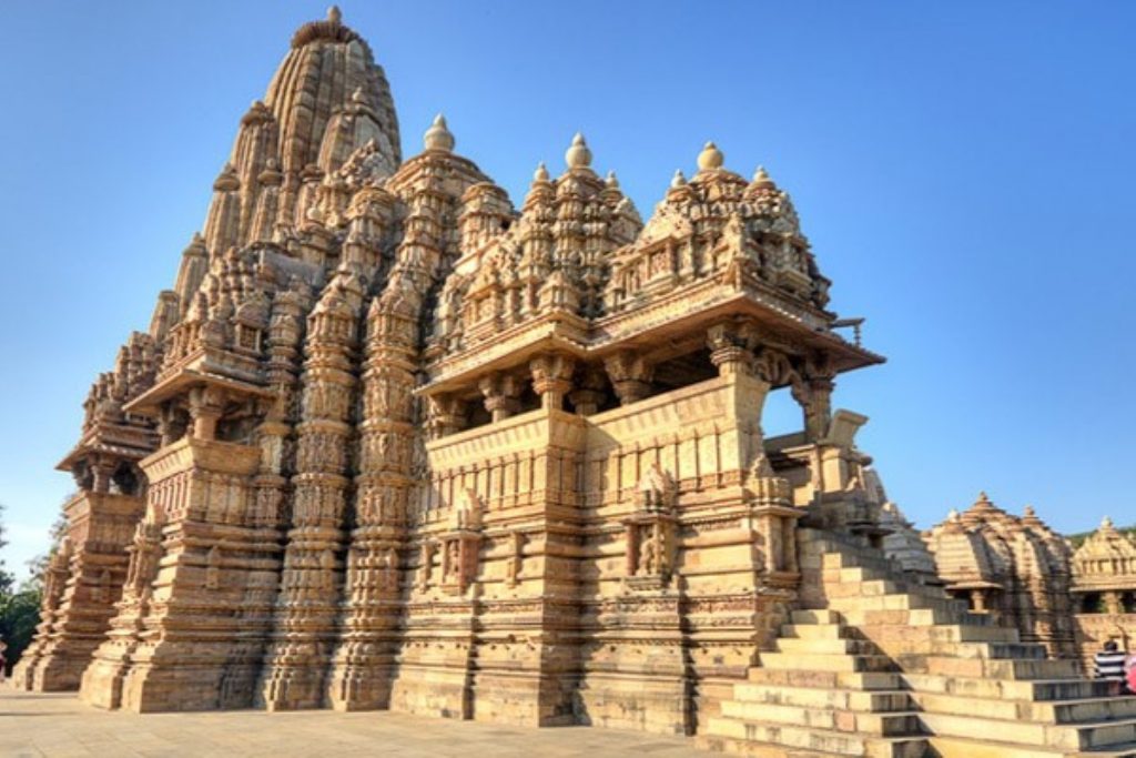 Mp Tourism:कंदारिया महादेव मंदिर है खजूराहों का सबसे प्रसिद्ध शैव मंदिर 2 Kandariya Mahadeva Temple3