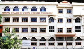 Top Dental College : ये हैं देश के टॉप डेंटल यूनिवर्सिटी, जहां नीट के स्कोर के आधार पर ले सकते हैं एडमिशन 2 Dental College