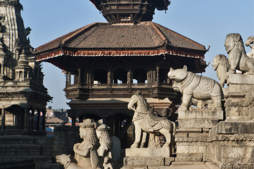 Travel Tips: 50 हजार भी हैं पॉकेट में, तो इन इंटरनेशनल डेस्टिनेशंस को कर सकते हैं कवर 1 Nepal