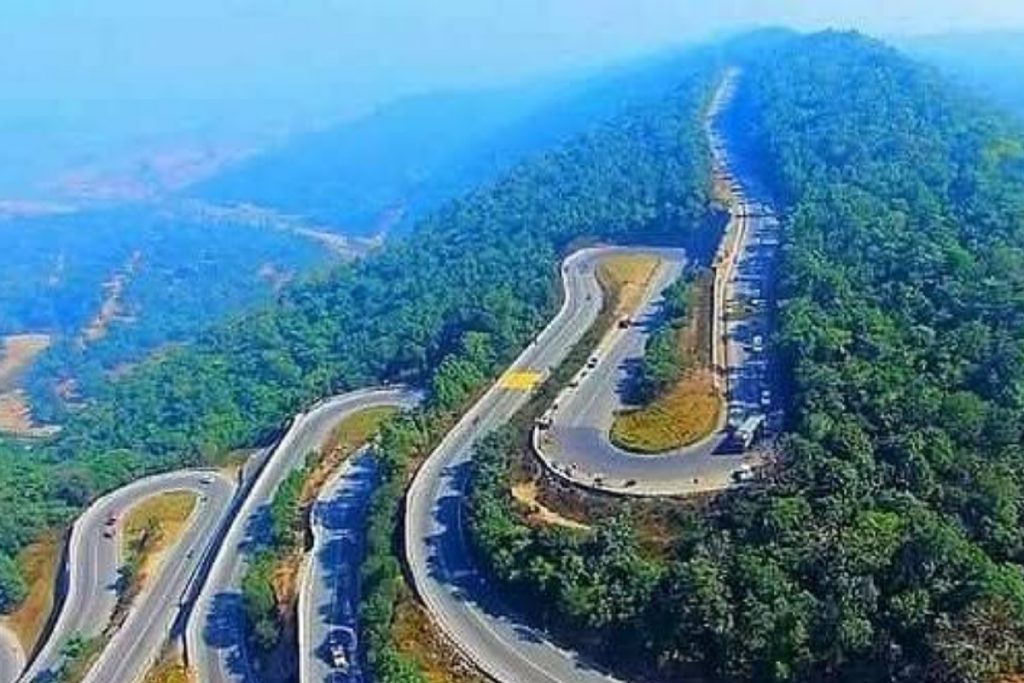 Jharkhand Tourism: कपल्स के लिए शानदार है झारखंड की ये 5 रोमांटिक जगहें 3 Patratu Valley