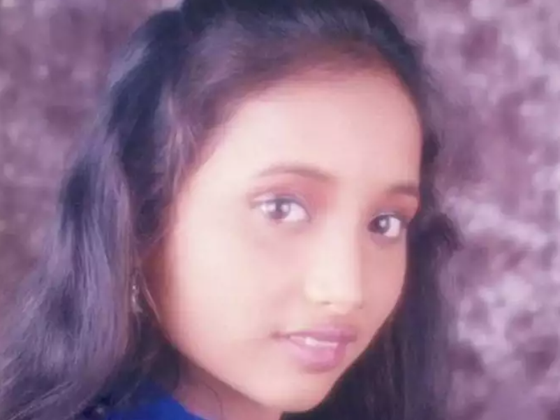 कौन है ये प्यारी सी बच्ची, जो आज है भोजपुरी क्वीन 1 Screenshot 2024 07 03 095217
