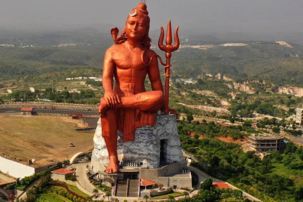 World’s Tallest Lord Shiva Statues: दुनिया की पांच सबसे ऊंची शिव प्रतिमाओं की करें खोज 1 Statue Of Belief: Vishwas Swaroopam