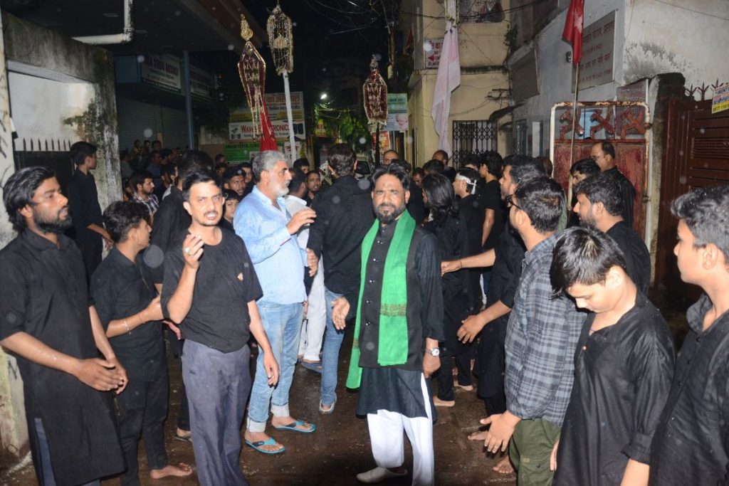 Photos: मुहर्रम की झांकी में दिखी रॉकेट लांचर और अली की तलवार, आज निकलेगा जुलूस, सुरक्षा के पुख्ता इंतजाम 6 Untitled Design 5 5