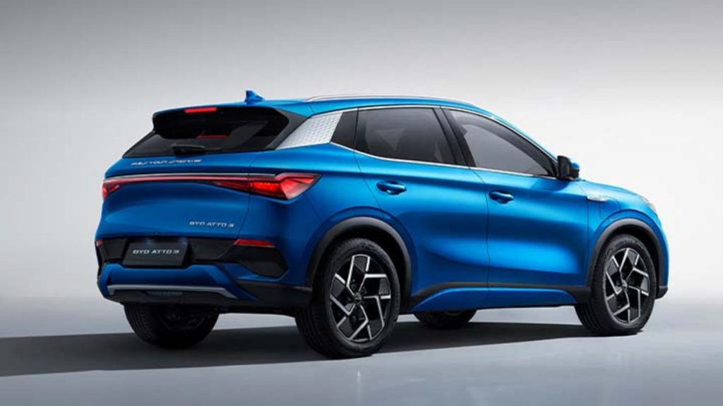 Byd Atto 3 ईवी कार भारत में इस दिन होगी लॉन्च, जानें कीमत और अन्य डिटेल्स 1 Byd Atto 3 Rear 720X405Px
