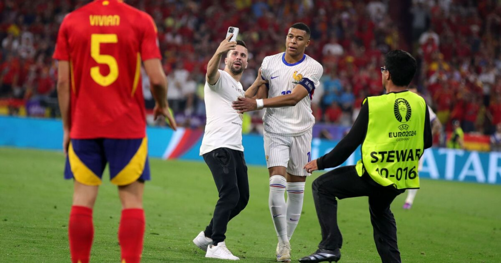Euro 2024: यामल के शानदार प्रदर्शन से स्पेन ने फ्रांस को 2-1 से हराया, फाइनल में बनाई जगह 2 Image 117