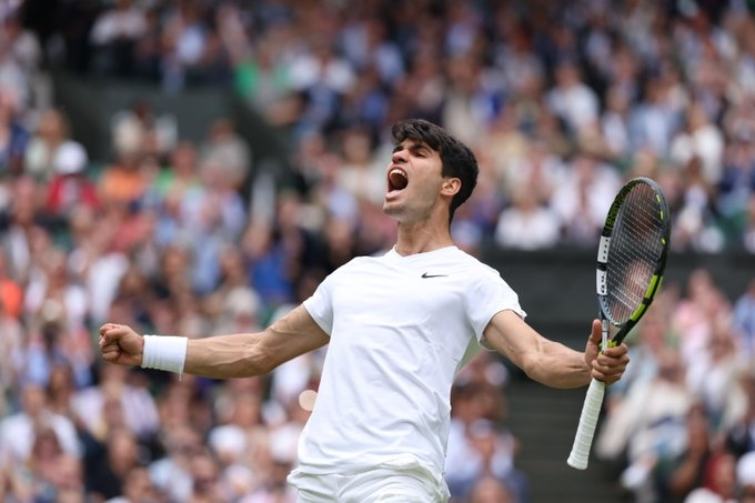 Wimbledon Semifinals: कार्लोस अल्काराज ने डेनियल मेदवेदेव को हराया, विंबलडन जीतने से बस एक कदम और दूर 2 Image 149