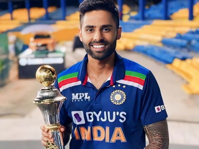India'S Next T20I Captain: हार्दिक, सूर्या या गिल कौन होगा भारत का अगला T20I कप्तान ? 2 Image 200