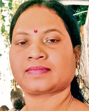 लिट्टीपाड़ा में 44 साल से अपराजेय झामुमो, शुद्ध पेयजल को आज भी तरस रहे लोग 4 Sushila Hansda