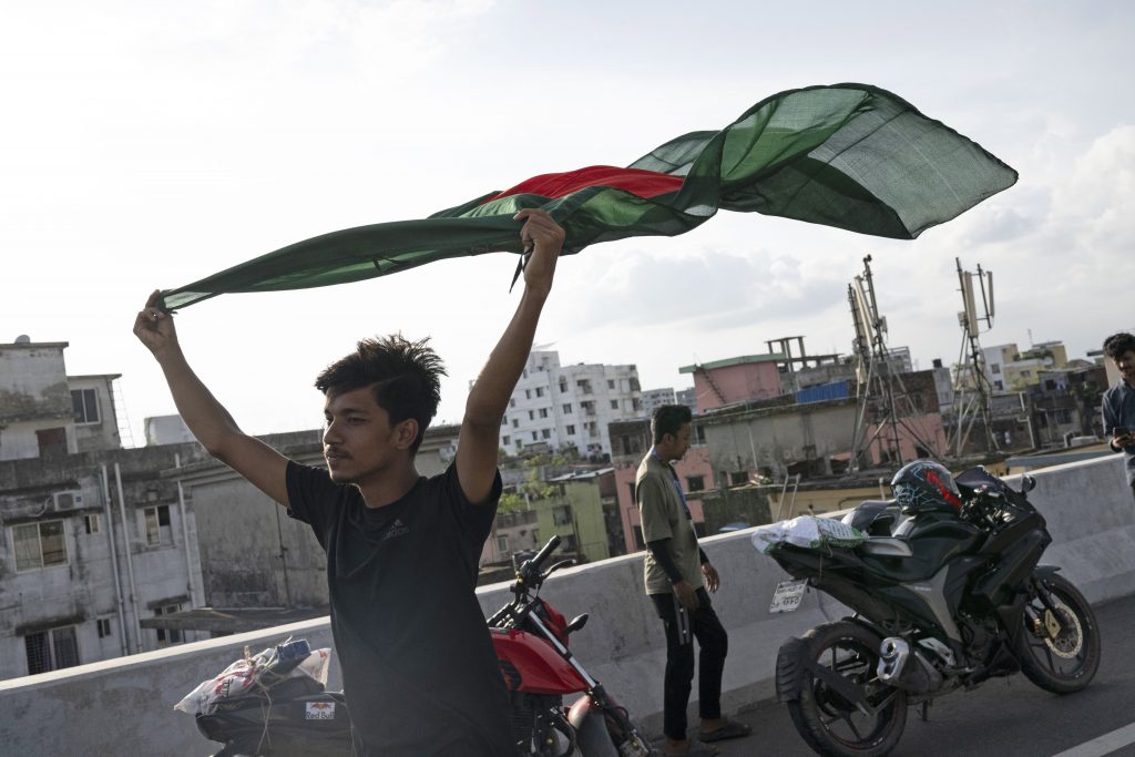 Bangladesh Violence: मोहम्मद यूनुस के सामने ये है सबसे बड़ी चुनौती, शेख हसीना ने कहा था- खून चूसने वाला 2 06081 Ap08 06 2024 000466A