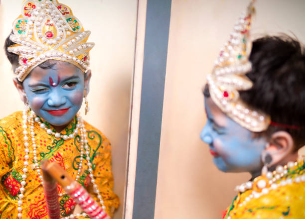 Janmashtami 2024 Dress Idea: इस जन्माष्टमी अपने बच्चे को दें बाल-गोपाल जैसा रूप 9 9