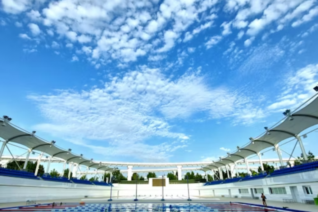 Ashgabat,Turkmenistan Tour: दुनिया का सबसे अजीब शहर है अश्गाबात, सड़कों पर पसरा रहता है सन्नाटा 1 Ashgabatturkmenistan 2