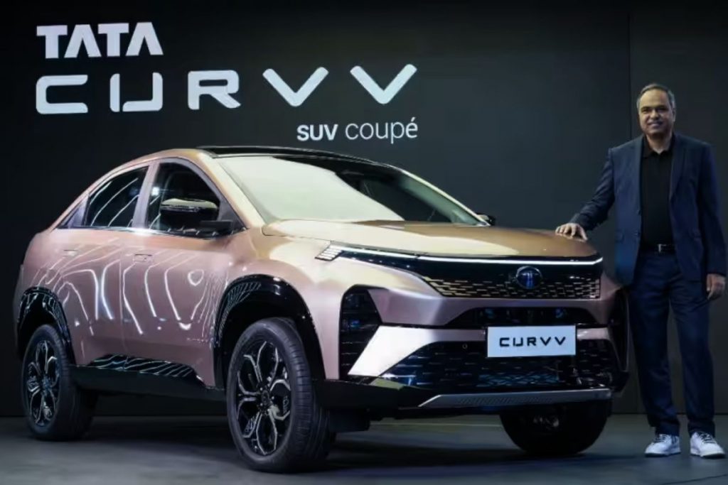 Thar Roxx से लेकर Curvv और Basalt तक, अगस्त के महीने में इन 5 कारों ने लूट ली महफिल 2 Tata Curvv