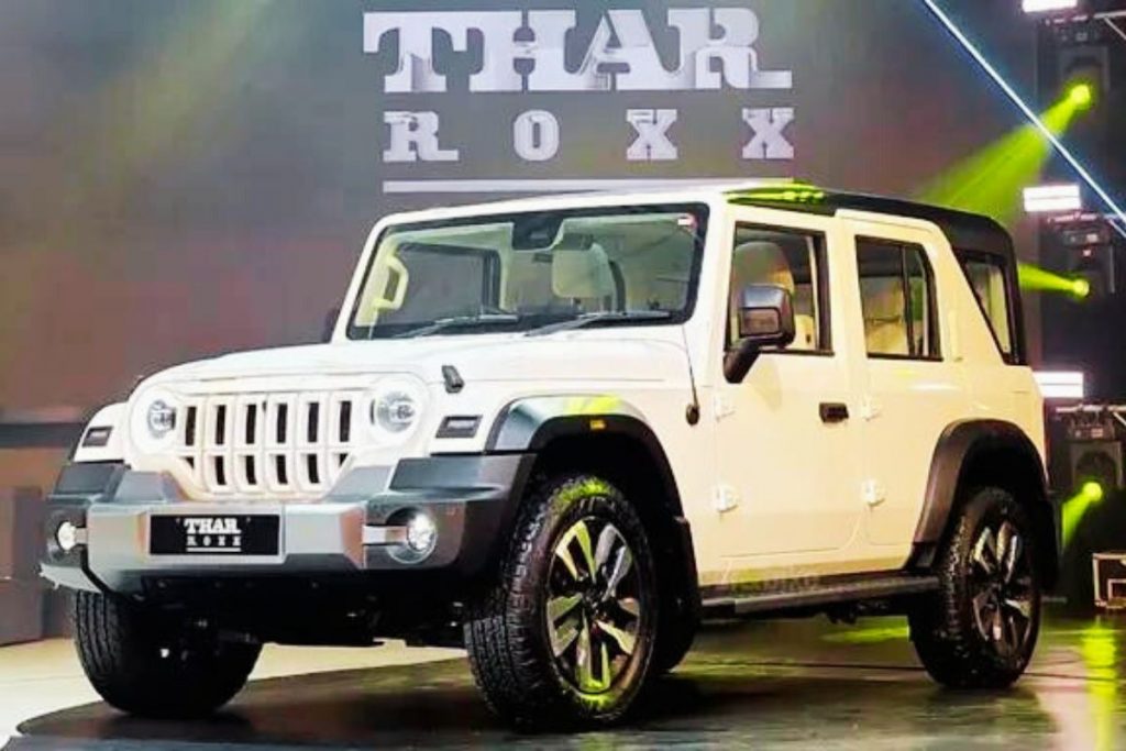 Thar Roxx से लेकर Curvv और Basalt तक, अगस्त के महीने में इन 5 कारों ने लूट ली महफिल 3 Mahindra Thar Roxx