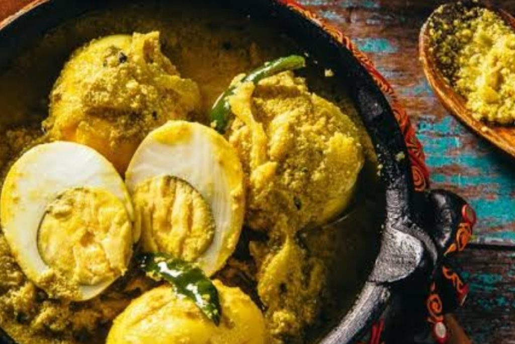 West Bengal ट्रिप पर हेल्थ की है चिंता, तो ट्राई करें ये मशहूर बंगाली व्यंजन 2 Dim Bhapa