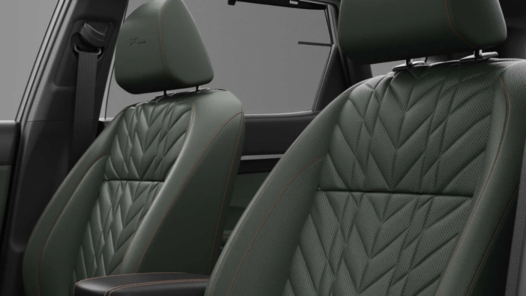 नया रंग, और कॉस्मेटिक बदलाव के साथ Kia Seltos X-Line को अपडेट किया गया 2 Seltos X Line Seats