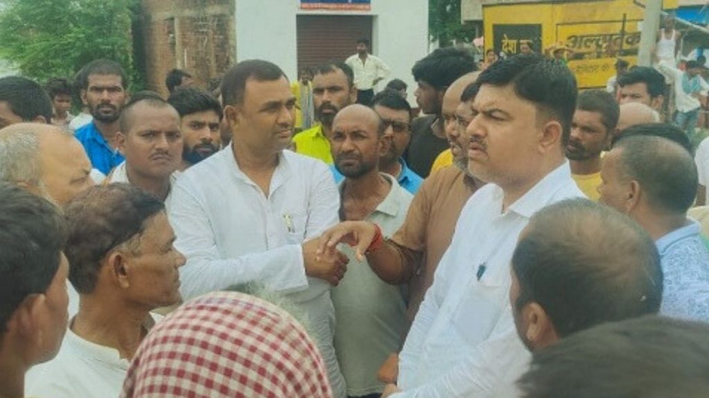 औरंगाबाद: तलाब में डूबने से एक हीं गांव के दो बच्चों की मौत, ग्रामीणों का प्रशासन पर लापरवाही का आरोप… 1 Aurangabad News