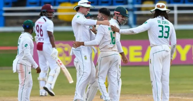 Wi Vs Sa 2Nd Test: पहले दिन तेज गेंदबाजों के दबदबे के बीच जोसेफ ने चटकाए पांच विकेट 1 Image 198