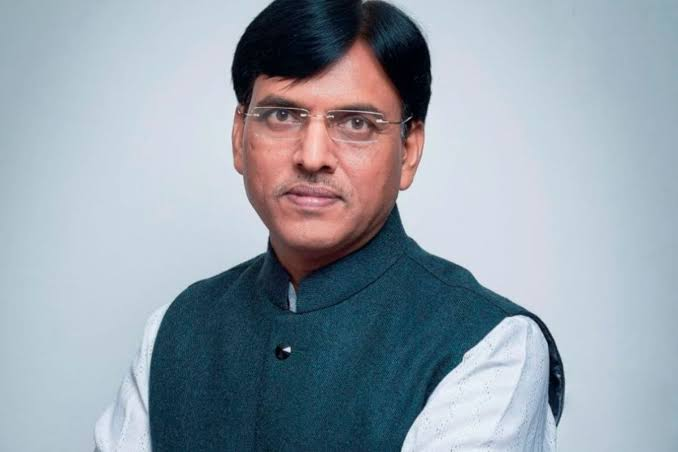 Paris Olympics 2024:आईओए ने विरोध दर्ज कराया, खेल मंत्री ने विनेश को अयोग्य ठहराए जाने पर संसद को बताया 1 Image 90