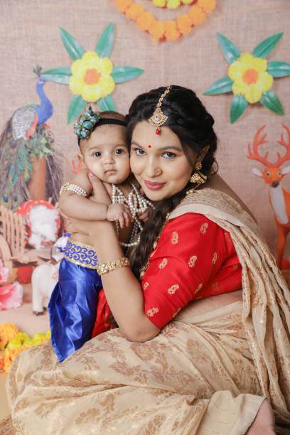 Janmashtami 2024 Dress Idea: जन्माष्टमी पर खुद को दें मनमोहक लुक, क्रीएट करें ये आसान स्टाइल 1 Istockphoto 1637964944 612X612 1