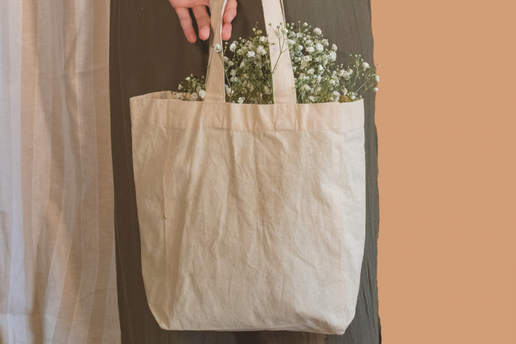 Teacher'S Day Gift Ideas: शिक्षक दिवस के खास मौके पर मैडम को दे ये खास तौफे 1 Tote Bag