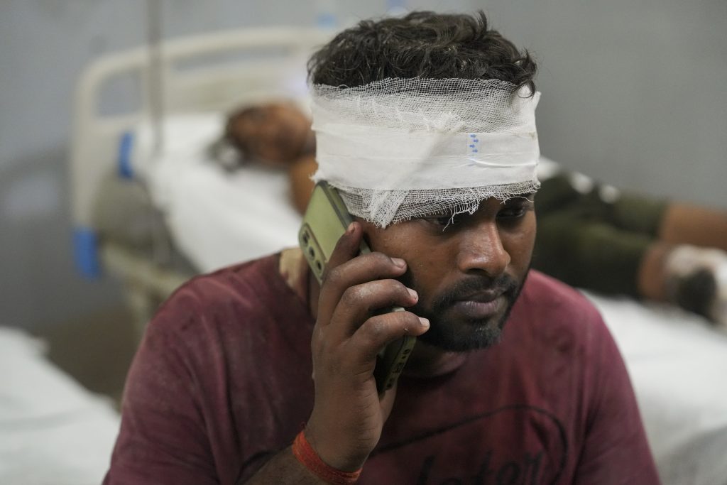 Lucknow Building Collapse: अचानक इमारत हमारे ऊपर गिर गई, घायल ने बताया क्या हुआ था 2 07091 Pti09 07 2024 000267B
