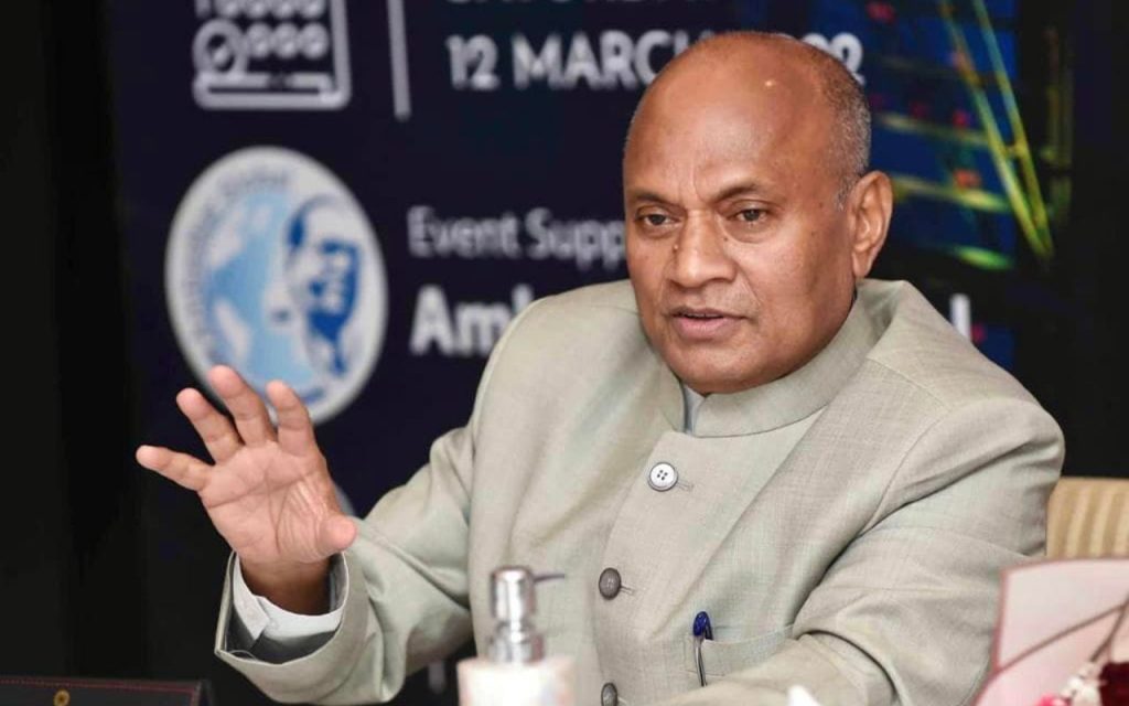 Bihar Politics: तेजस्वी को नौंवी फेल कहने पर भड़के Bjp नेता, बोले- उनको जनता ने चुना हैं 2 1 12