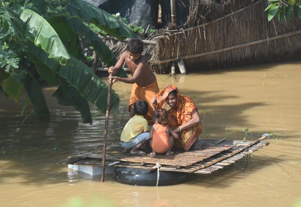 Bihar Flood: गंगा के उफान से पानी-पानी हुआ पटना, तस्वीरों में देखें बाढ़ के हालात 10 21Pat 44 21092024 2