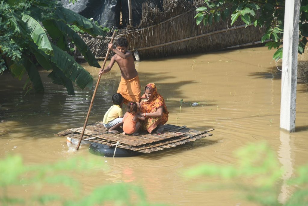 Bihar Flood: गंगा के उफान से पानी-पानी हुआ पटना, तस्वीरों में देखें बाढ़ के हालात 11 21Pat 45 21092024 2
