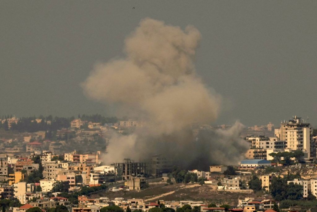 Israel Lebanon War: लेबनान से कई गुना ज्यादा ताकतवर है इजराइल, सीधी जंग में कितनी देर ठहर सकती है लेबनान की सेना 1 25091 Ap09 25 2024 000168A