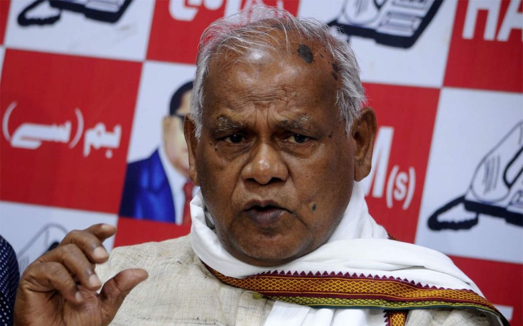 Bihar: नवादा की घटना पर बोले लालू यादव, कानून-व्यवस्था संभालने में नीतीश पूरी तरह से फेल 1 34