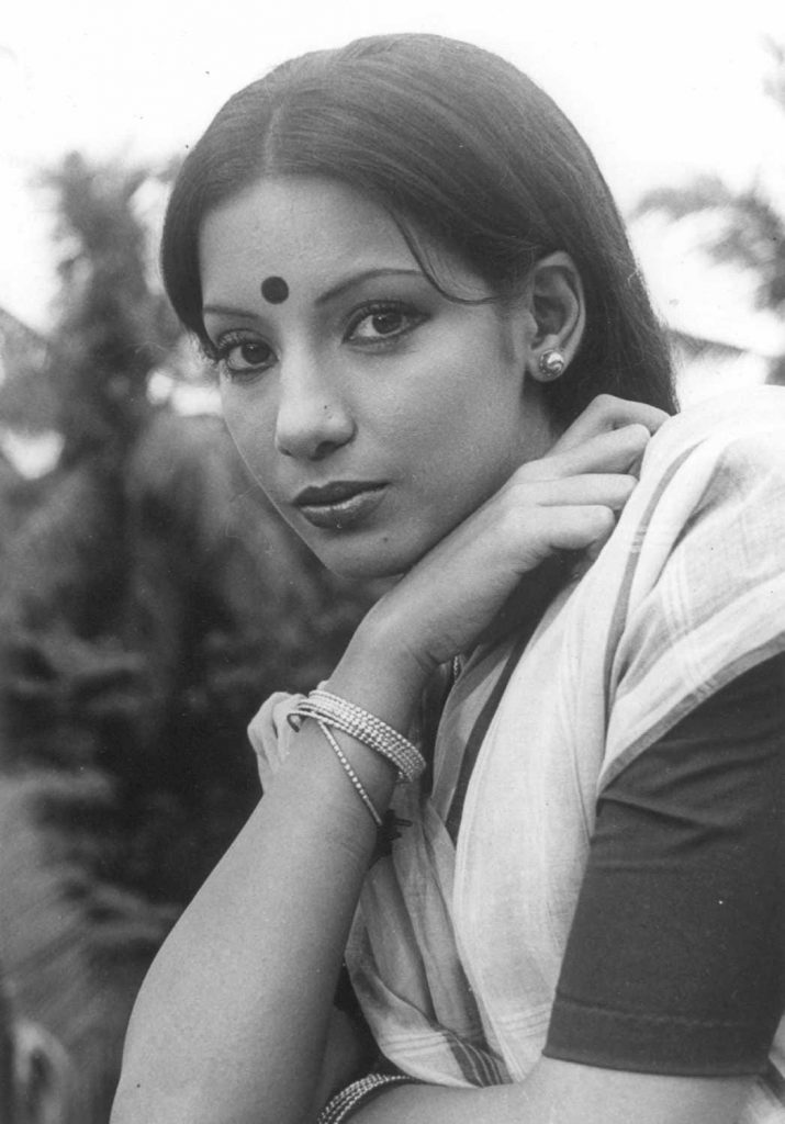 50 Years Of Shabana Azmi: 50 साल के फिल्मी करियर में जीते 5 नेशनल अवार्ड, ऐसा करने वाली पहली कलाकार 1 50 Years Of Shabana Azmi