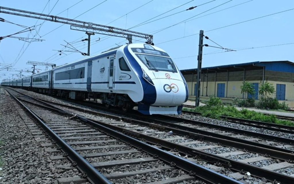 Vande Bharat: पटना-टाटानगर वंदे भारत कल से शुरू, जानिए एग्जीक्यूटिव क्लास और Cc का किराया 1 Patna Tatanagar Vande Bharat Express Train