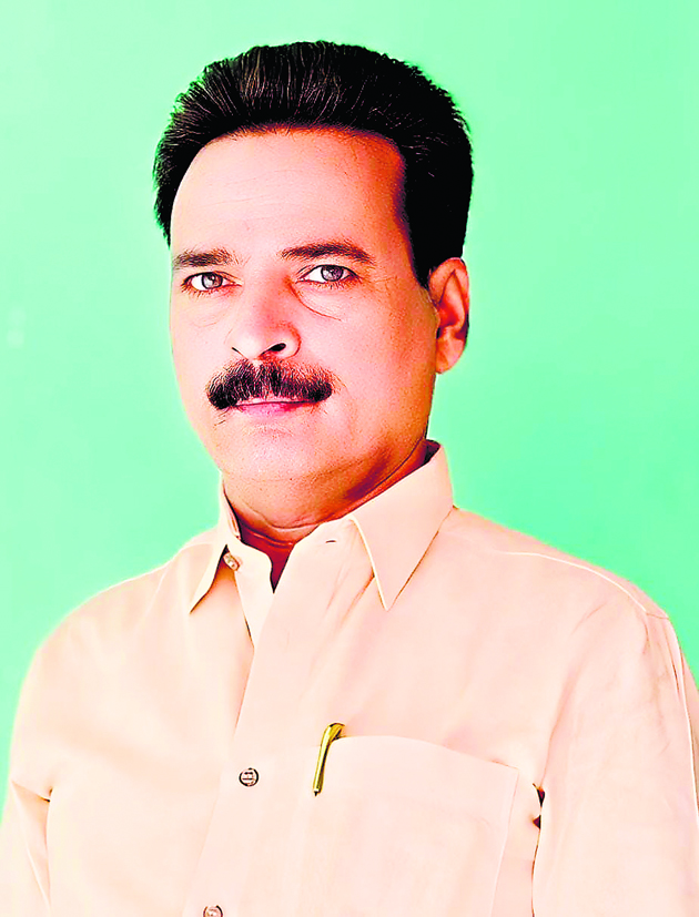 Bishrampur Vidhan Sabha: बिश्रामपुर के गांवों में रोजगार और पलायन, शहर में पेयजल आपूर्ति की चुनौती कायम 4 Rajan Mehta