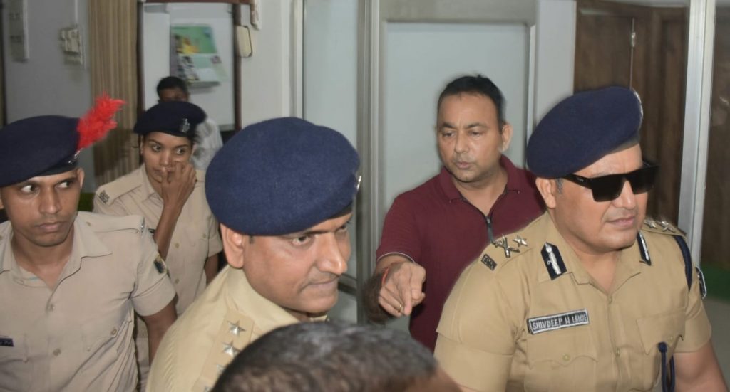 सुपरकॉप शिवदीप लांडे ने दिया इस्तीफा, कहा - बिहार में रह कर करेंगे जनता की सेवा 1 Whatsapp Image 2024 09 19 At 2.38.22 Pm