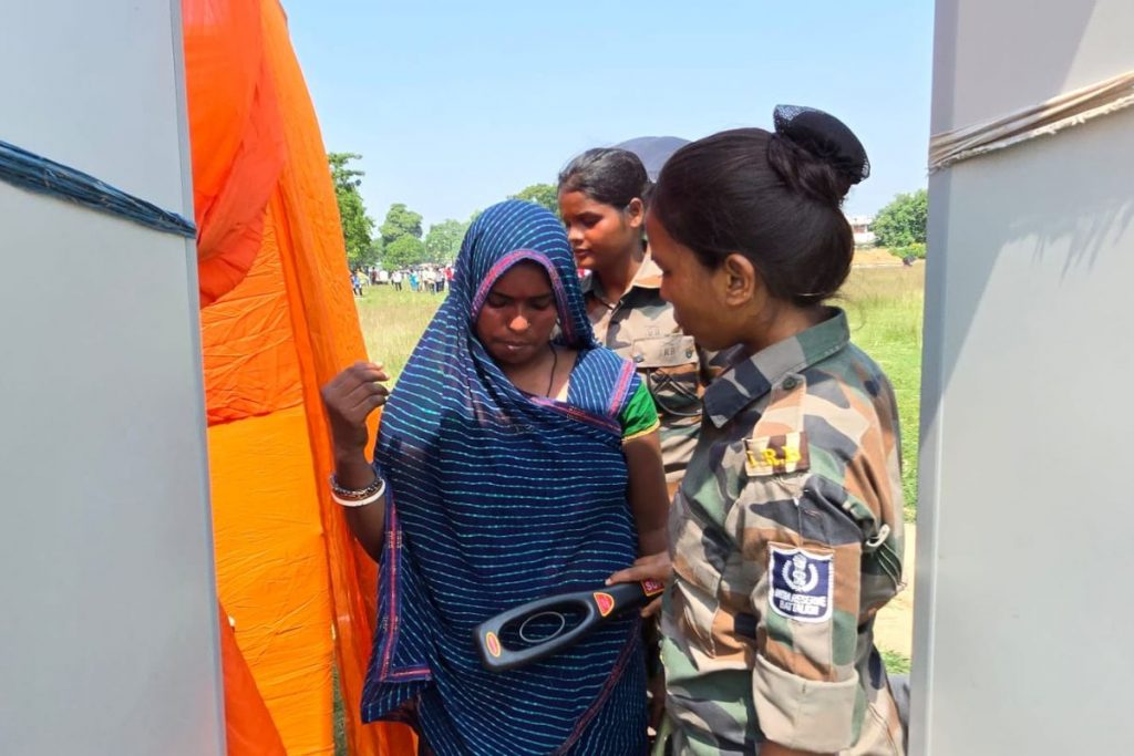Bjp Parivartan Yatra: झारखंड पहुंचे अमित शाह, साहिबगंज से भोगनाडीह तक डटे भाजपा नेता 6 Amit Shah Jharkhand Visit Bhognadih Sahibganj Parivartan Rath 1