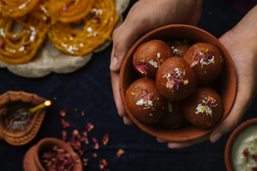 Difference Between Gulab Jamun &Amp; Kala Jamun:गुलाब जामुन और काला जामुन में जानें अंतर 1 Gulab Jamun 2