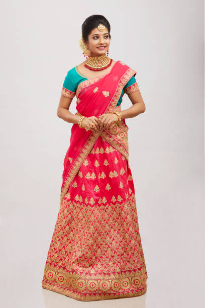 Lehenga For Karwa Chauth: करवा चौथ पर पहनें ये सुंदर लहंगे, दिखेंगी सबसे अलग 4 Istockphoto 1322341057 612X612 1
