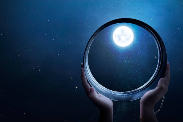 Karwa Chauth 2024 Kab Hai: क्या इस बार भी देरी से निकलेगा चांद, जानें कब रखा जाएगा व्रत? 1 Istockphoto 1433020453 612X612 1