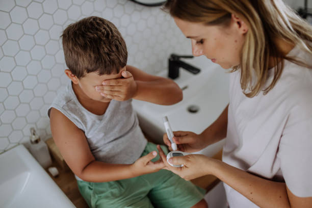 Type 2 Diabetes: बच्चों में डायबिटीज के क्या हैं लक्षण, पैरेंट्स हो जाएं सावधान 1 Istockphoto 1697000180 612X612 1