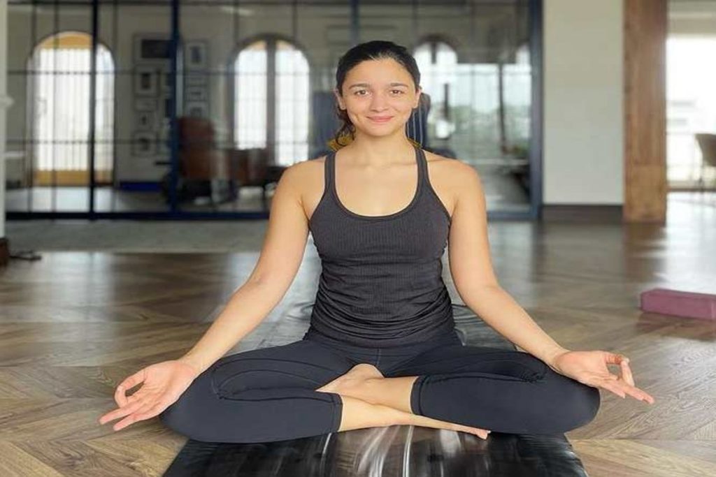 Brain Sharp Yoga: कंप्यूटर से भी तेज होगा दिमाग, बस करें ये 2 योग 2 सुखासन 1
