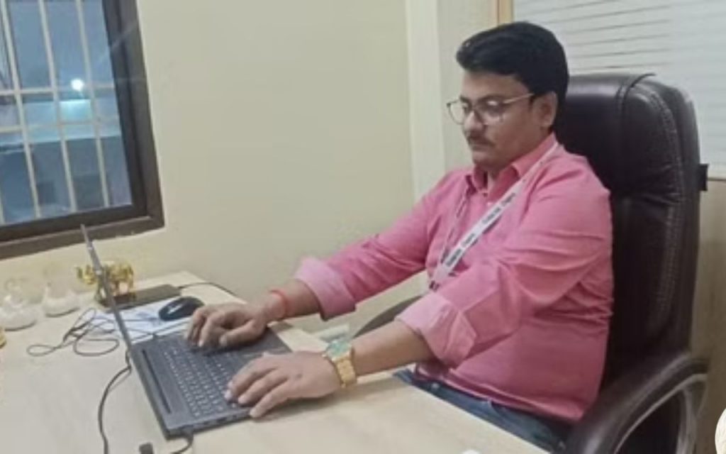 बिहार में कंपनी खोल पछताने वाले चंदन को नीतीश सरकार ने दी बड़ी सौगात, सोशल मीडिया पर दी जानकारी 1 13 3