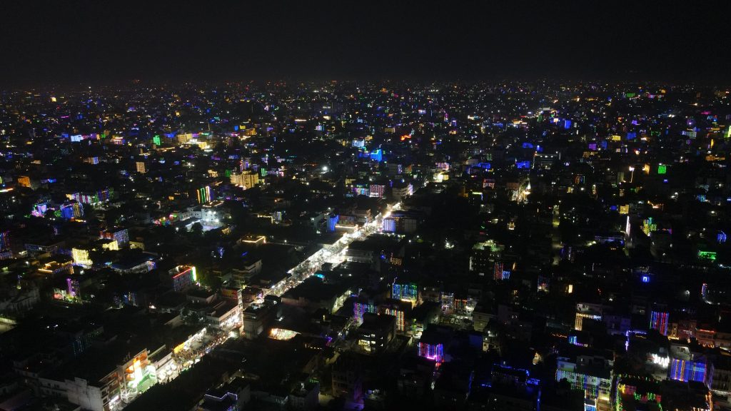 Photos: दिवाली को लेकर रोशनी में नहायी राजधानी पटना, तस्वीरों में देखें कितना खूबसूरत है नजारा... 8 30Pat 159 30102024 2