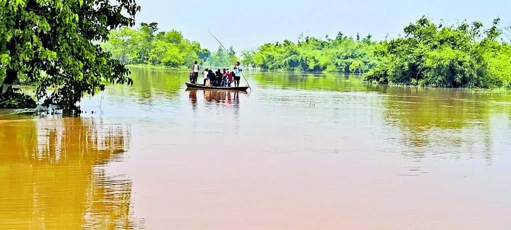 Photos: सहरसा-सुपौल को कोसी ने फिर उजाड़ा, 20 तस्वीरों में देखें लाखों बेघर लोगों की कैसे कट रही जिंदगी... 1 30Sau 11 30092024 64 C641Bha103040527