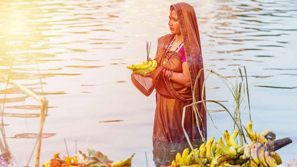 Happy Chhath Puja 2024 Wishes, Images, Status: व्हाट्सऐप – फेसबुक – इंस्टा पर अपनों से शेयर करें छठ पूजा के ये शुभकामना संदेश, कोट्स और फोटोज 2 Chhath Puja