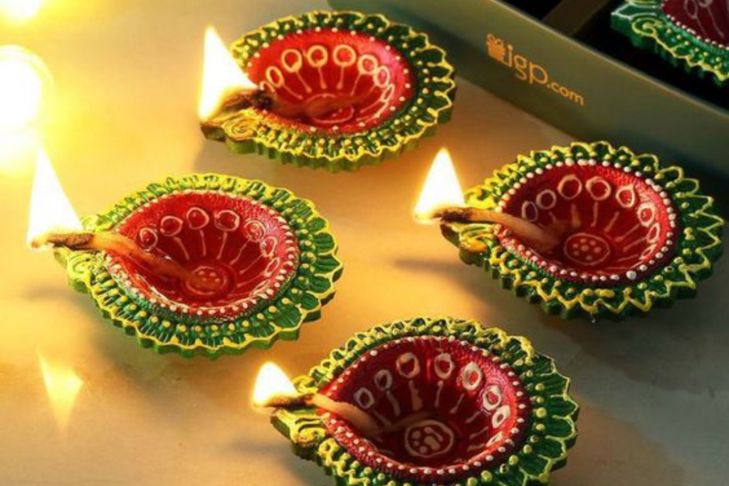 Diya Decoration For Diwali: इन तरीकों से आप भी कर सकते हैं दिया डेकोरेट 3 Diwali 2 1