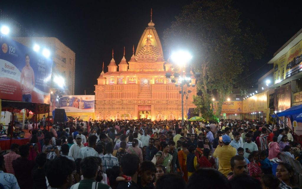 Photos में देखें रांची का दुर्गोत्सव, प्रमुख पूजा पंडालों की खूबियां भी जानें 7 Durga Puja In Ranchi Satya Amar Lok